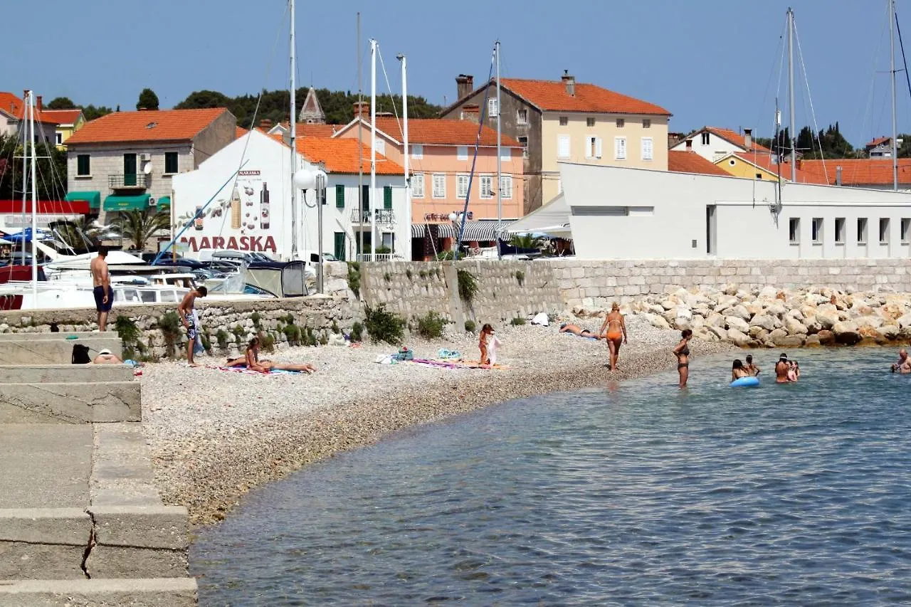 Apartments By The Sea Preko, Ugljan - 20210