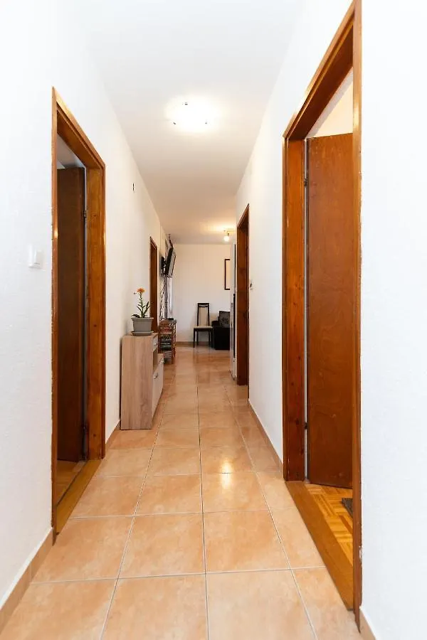 Apartments By The Sea Preko, Ugljan - 20210